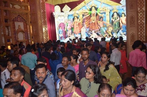 Durga Puja Day 1 : Festival Spirit soars high across Tripura on Maha Saptami night